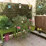 Apartment Pres Gare T2 42m2 Avec Jardinet-terrasse 10m2 Angouleme