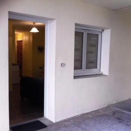 Près Gare T2 42m2 Avec Jardinet-terrasse 10m2 * Angoulême